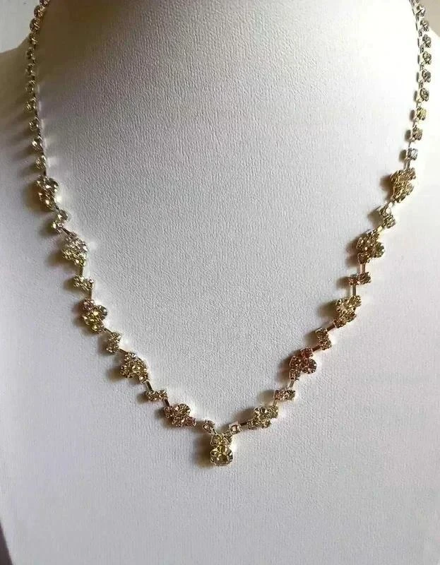 Collier ras de cou en strass
